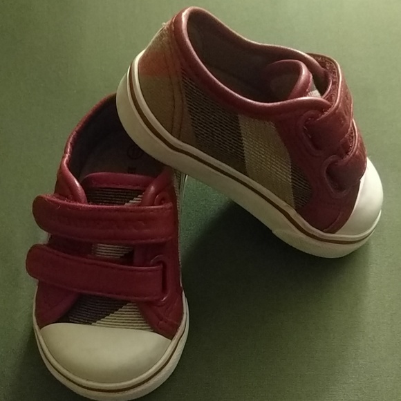 Burberry Other - Burberry baby walker shoes